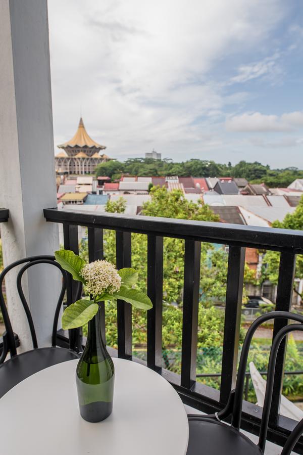 The Marian Boutique Lodging House Hotel Kuching Exterior photo