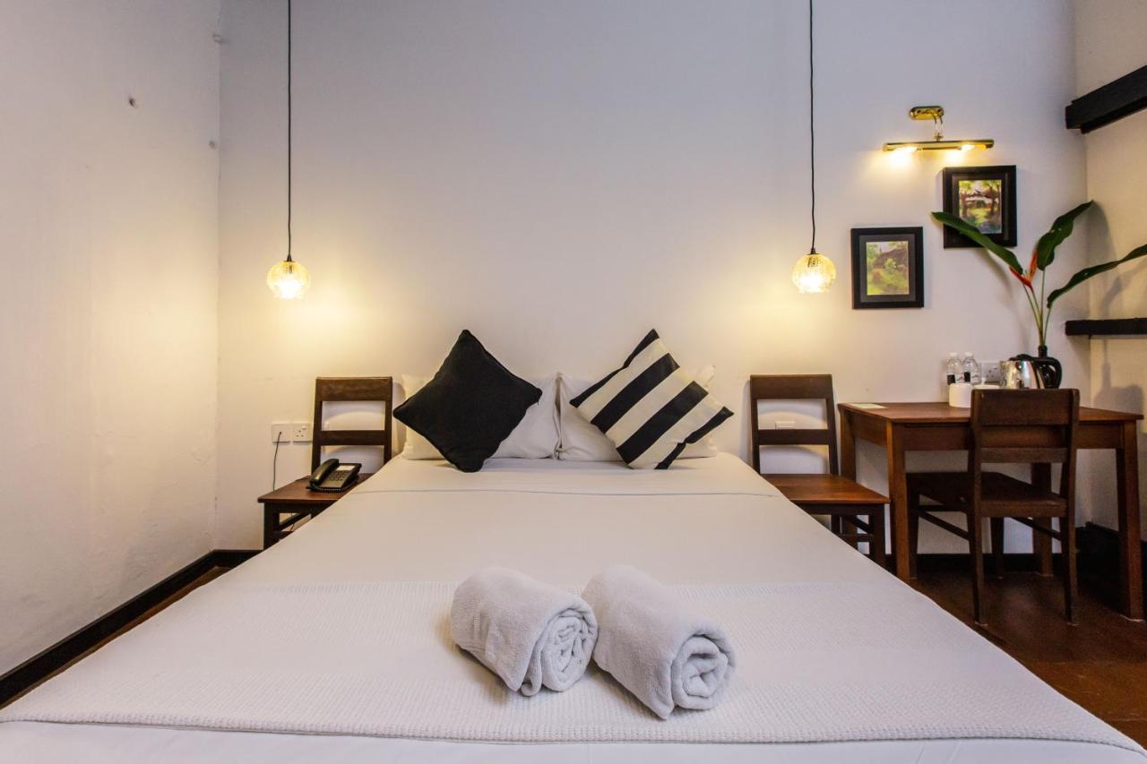 The Marian Boutique Lodging House Kuching Exterior photo
